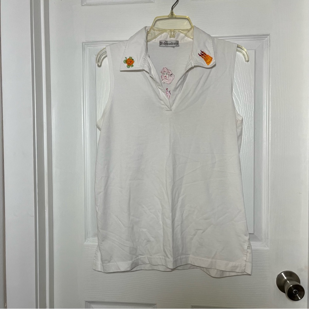 Dressbarn Disney Y2K Sleeveless Collared top—Disney Characters embroidered